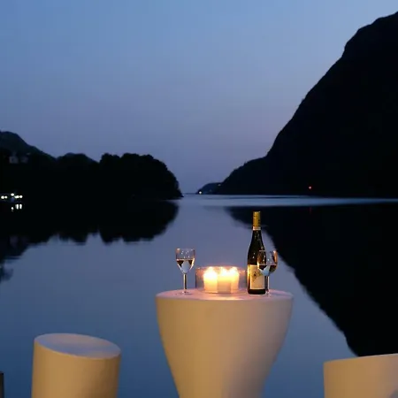 Logbua - House On The Sea * Ana-Sira