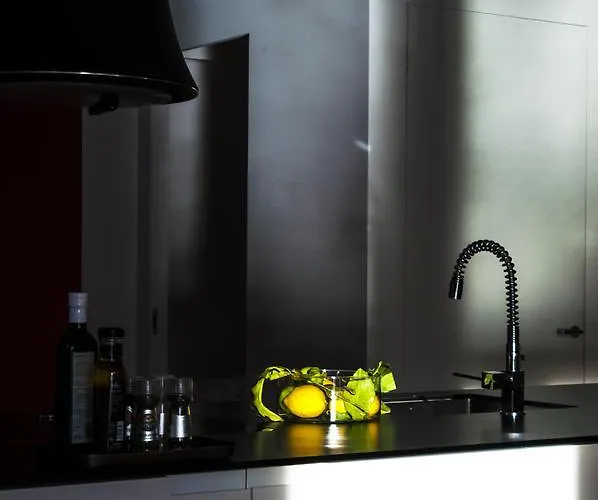 Logbua - House On The Sea