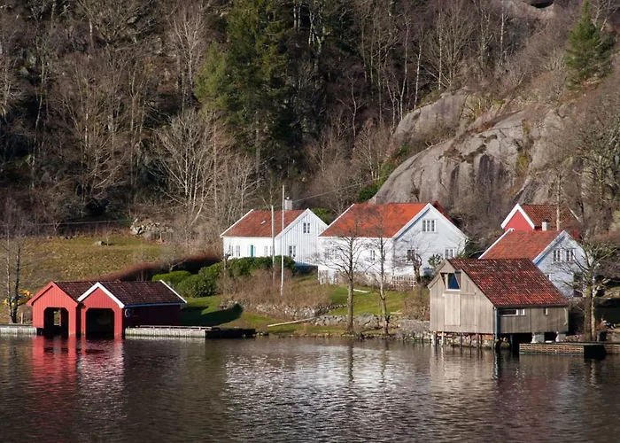 Logbua - House On The Sea *