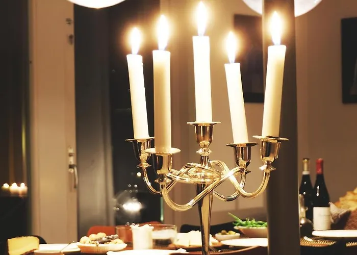 Logbua - House On The Sea Villa *